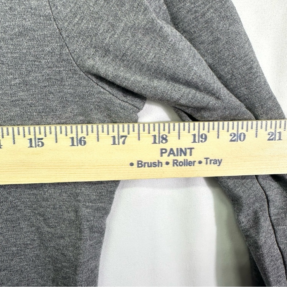 Isaac Mizrahi Live Essentials Gray Long Sleeve Knit Top Women’s Size Small - Picture 3 of 4